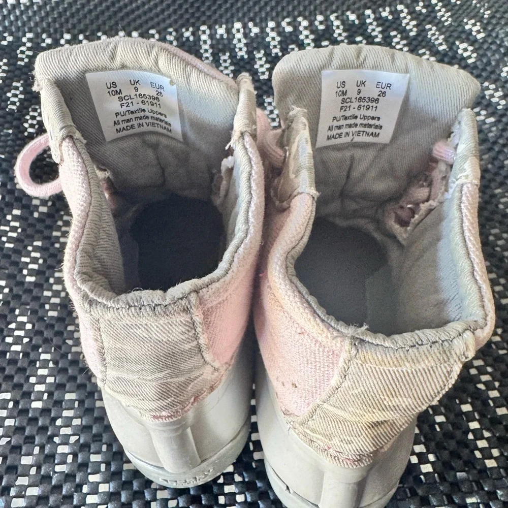 Sperry Kids Pink and Cream Boots